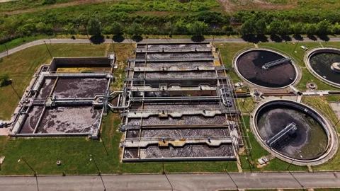 Water treatment process at a facility in an urban area Video stock 338405582