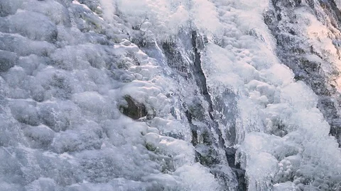 Water under ice 스톡 동영상 87555010