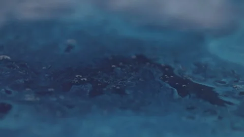 Water vibrates on frequency and paint Stock Footage 171664650