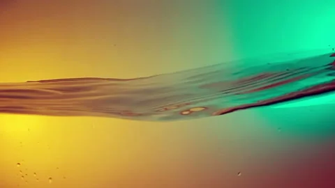 Water wave and bubbles in 4K. Beautiful water background in slow motion Vidéo 107971222