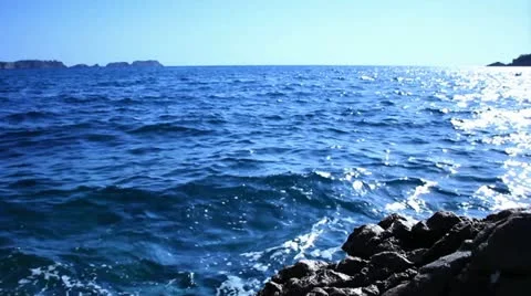 Water waves Vidéo 12154542