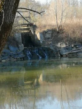 WATER  WEIR  SYSTEM Stock Photos