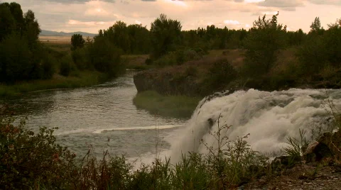 Waterfall 2 Видео 505220