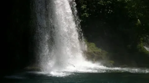 Waterfall 2 Stock-Footage 11014345
