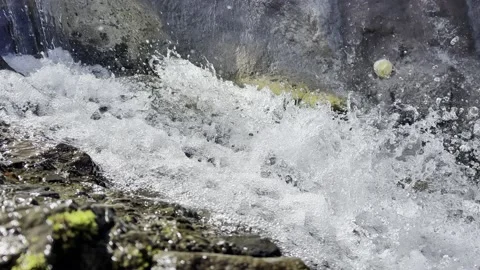 Waterfall 4k, 24fps Vidéo 224365702