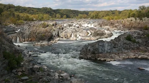 Waterfall and rapids at Great Falls Virginia 7.mp4 Video stock 43003675