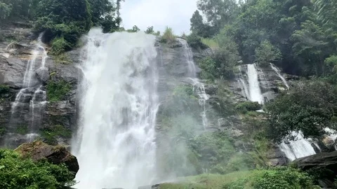 Waterfall background in nature. Stockbeeldmateriaal 124826508