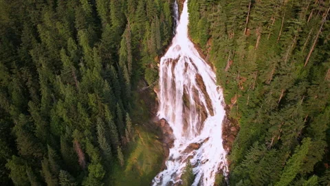 Waterfall In Canada Vídeo Stock 343773532