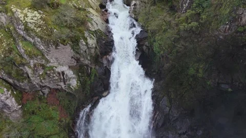 Waterfall Cascading Down On Cliffs In Quintás, Silleda, Spain - Drone Shot Stock-Footage 335001548