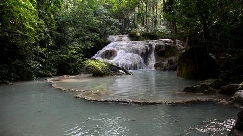 Waterfall cascading flowing stream Video stock 102762531