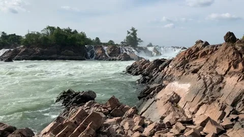 Waterfall in Don Det island Видео 343157740