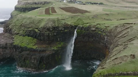 Waterfall in the faroe islands Video stock 237691278