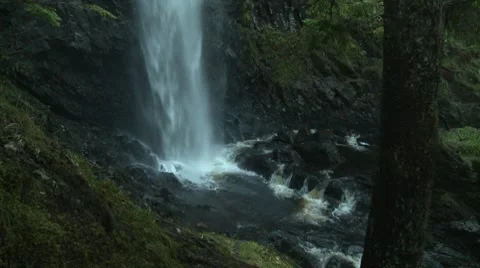 Waterfall Video stock 8570370