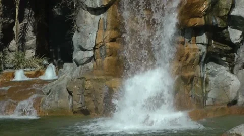 Waterfall Stock-Footage 8641340