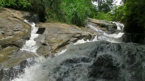 Waterfall Stock-Footage 11287524