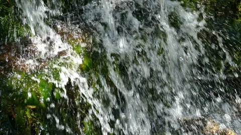 Waterfall 動画素材 90135763