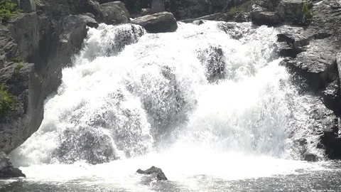 Waterfall Видео 94585319