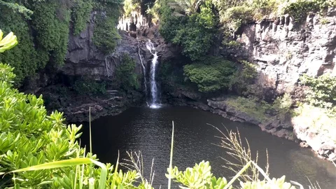 Waterfall Video stock 122007489