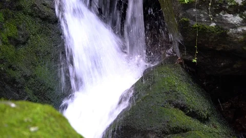 Waterfall Stockbeeldmateriaal 123949573