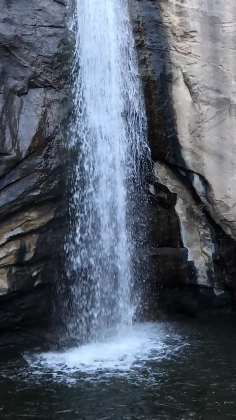 Waterfall 库存影片 168604440