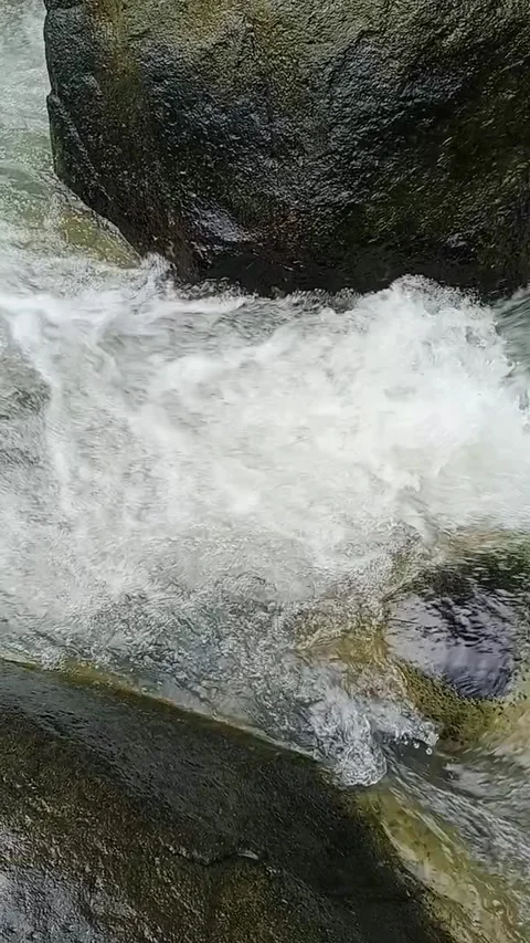 Waterfall 動画素材 205820141