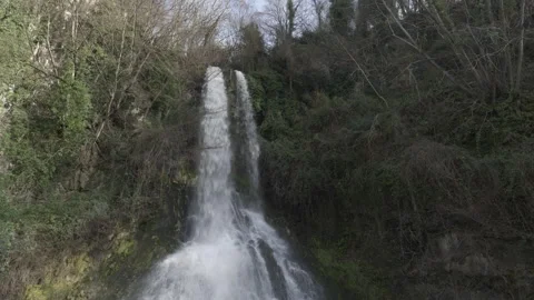Waterfall 库存影片 329846182