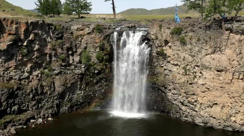 Waterfall in The Gobi Desert in Mongolia 動画素材 517079