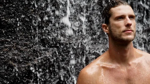 Waterfall hunk Video stock 94106430