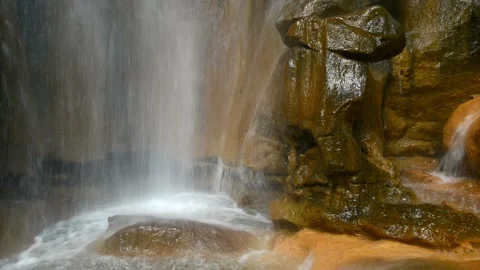 The waterfall of the Infernaccio 库存影片 138992121