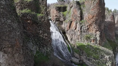 The waterfall of Jermuk 6 Stockbeeldmateriaal 337588747