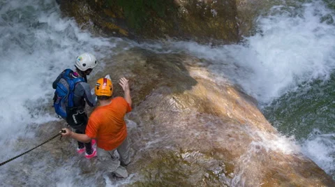 Waterfall jump Vídeo Stock 52382872