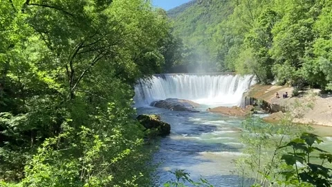 Waterfall in Les Cévennes Video stock 345360145