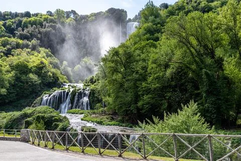 Waterfall of marmore open to full flow Stock-Fotos