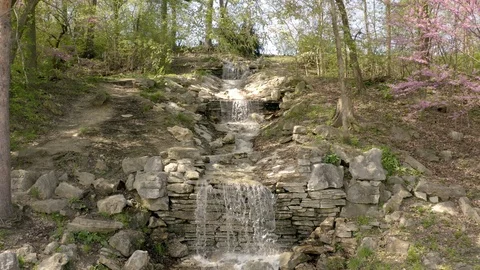 Waterfall in a Missouri forest 스톡 동영상 107616641