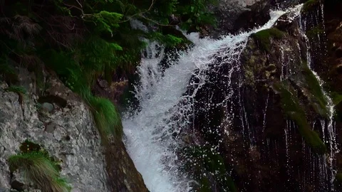 Waterfall in mountain Video stock 111948448