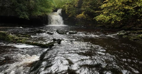 Waterfall in North Yorkshire Video stock 273118104