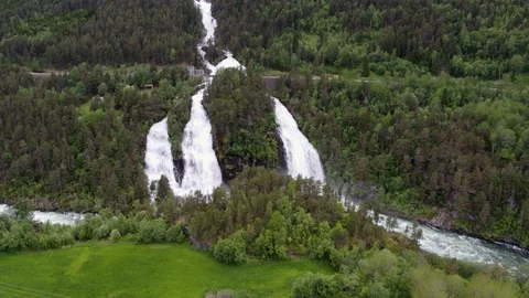 Waterfall in Norway Vídeo Stock 89277091