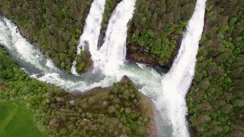 Waterfall in Norway Vídeo Stock 89283336