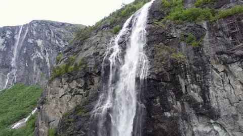 Waterfall in Norway Vídeo Stock 89295043