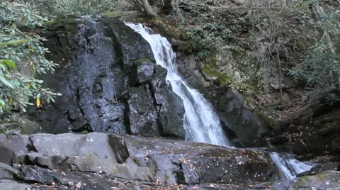 Waterfall over rocks Video stock 8834702