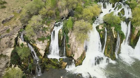 Waterfall panoramic view Stock-Footage 242323584
