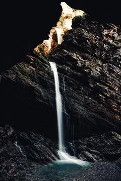 Waterfall in the park Stock-Fotos