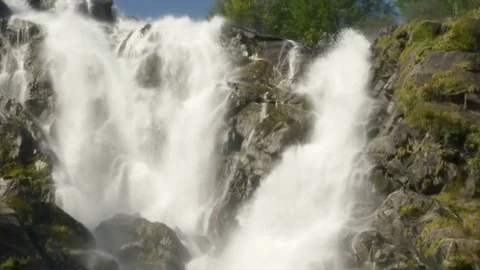 Waterfall with plenty of water Video stock 80028113
