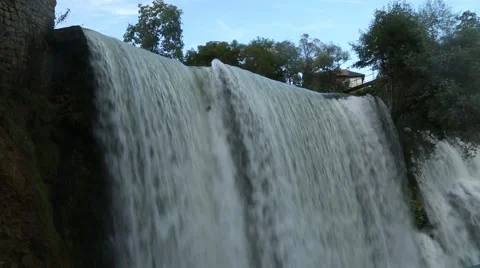 Waterfall, Pliva in Jajce 動画素材 42005150