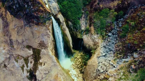 Waterfall at Rinjani Mountain 스톡 동영상 288840923