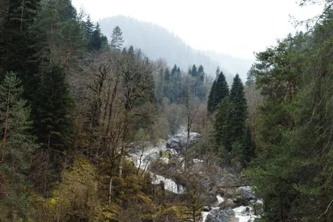 Waterfall in rock mountains. Foto stock