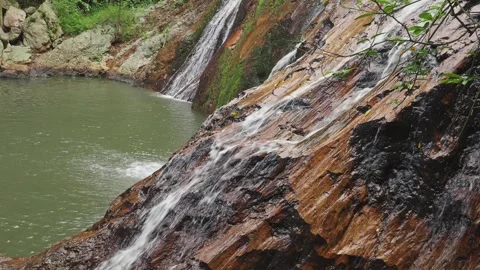 Waterfall Sliding Over Smooth Granite Into Natural Pool. Koh Samui. Thailand. 库存影片 341652389
