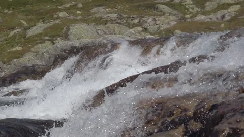 Waterfall in Slow Motion Vidéo 139972327