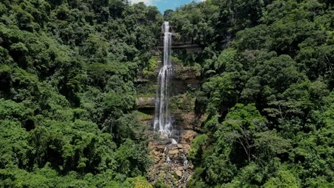 Waterfall stable 動画素材 250868629