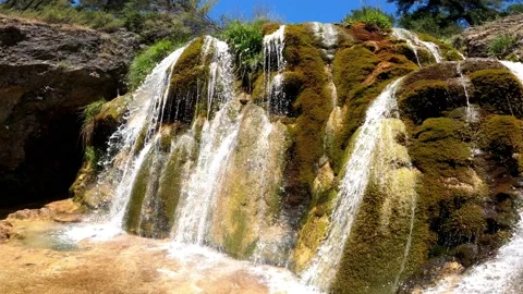 Waterfall Stream. Small water fall in Guazalemenco stream waterfalls Vídeos de archivo 135070984